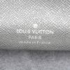Louis Vuitton  Robusto briefcase  in black taiga leather - Detail D3 thumbnail