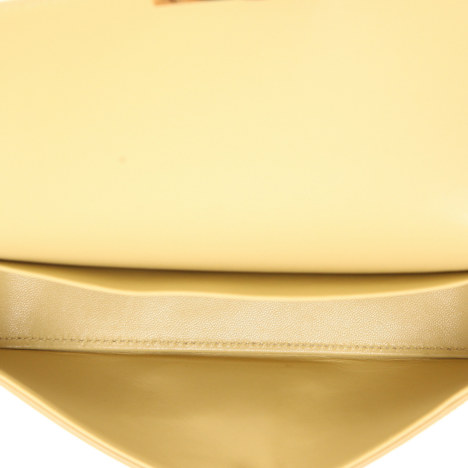 Sac à main Celine  Claude en cuir jaune - Detail D3