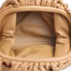 Bottega Veneta  Pouch mini  handbag/clutch  in brown intrecciato leather - Detail D3 thumbnail