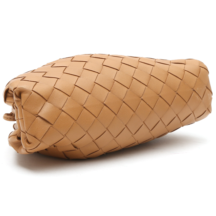 Bottega Veneta  Pouch mini  handbag/clutch  in brown intrecciato leather - Detail D5