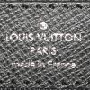Louis Vuitton  Valise rigid suitcase  in black taiga leather - Detail D3 thumbnail