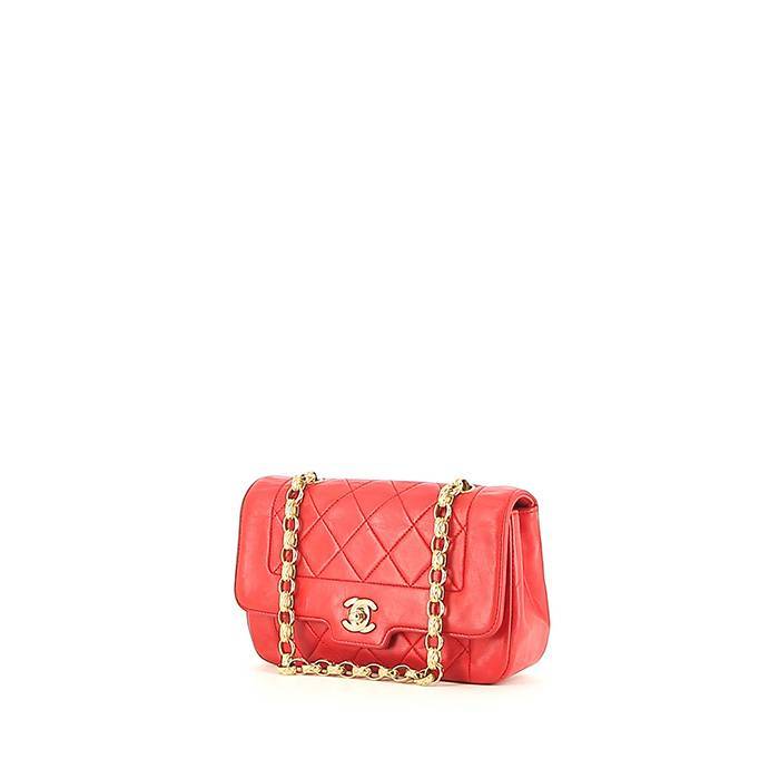 Chanel  Vintage shoulder bag  in red quilted leather - 00pp