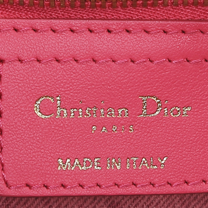 Dior Caro shoulder bag in pink denim canvas - Detail D4