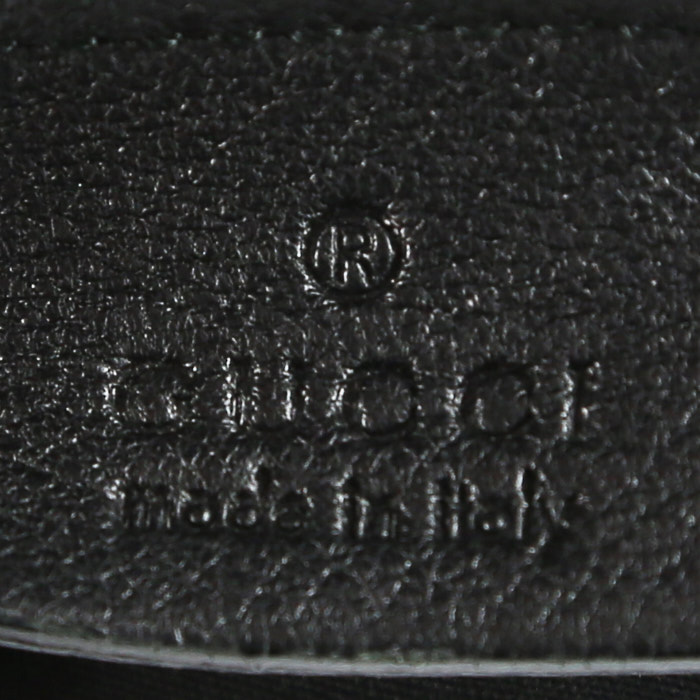 Bolso de mano Gucci Vintage en cuero negro - Detail D3