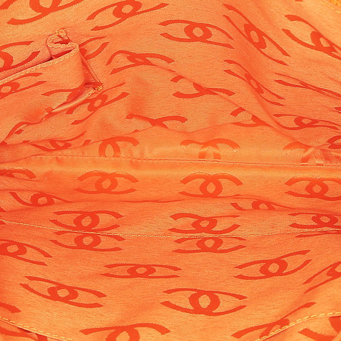 Sac cabas Chanel  Cambon en cuir matelassé beige - Detail D3