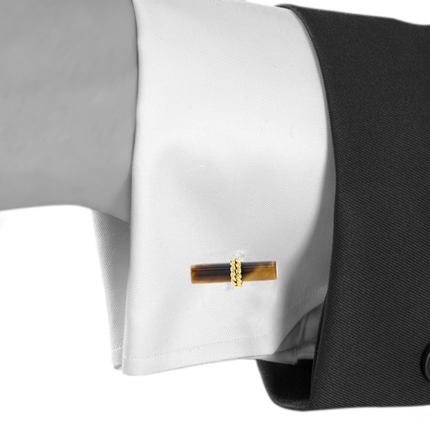 Mellerio  pair of cufflinks in yellow gold and tiger eye stone - Detail D1
