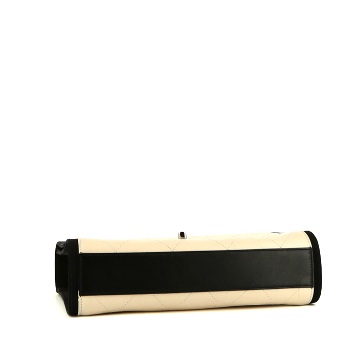 Bolso bandolera Chanel   en cuero negro y blanco - Detail D5