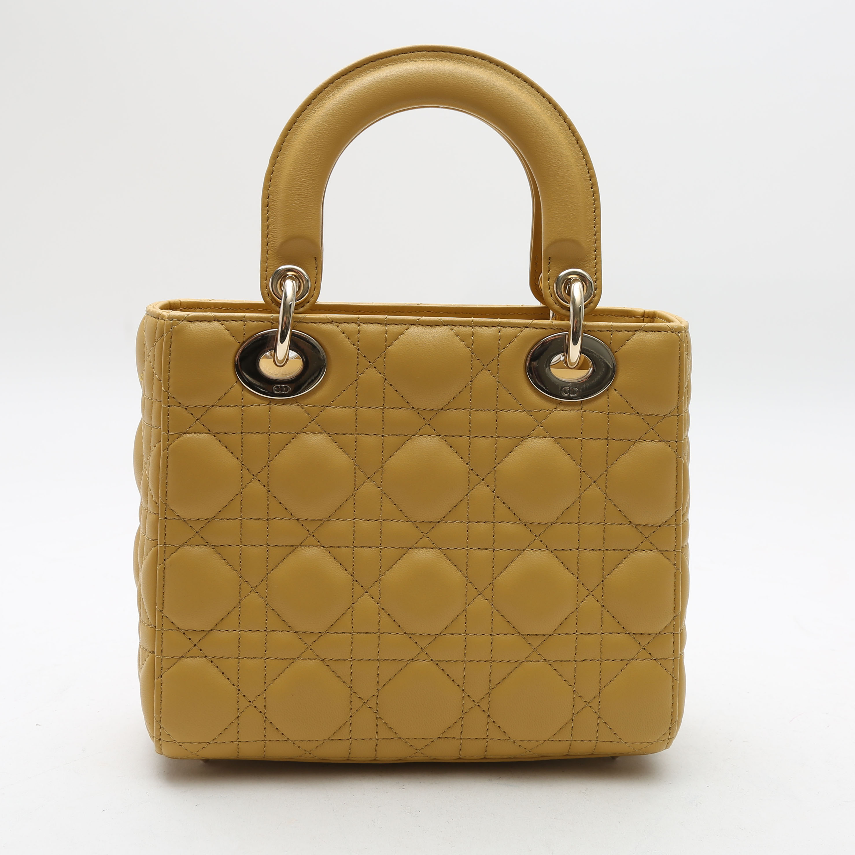 Sac à main Dior  Lady Dior mini  en cuir cannage jaune - Detail D7