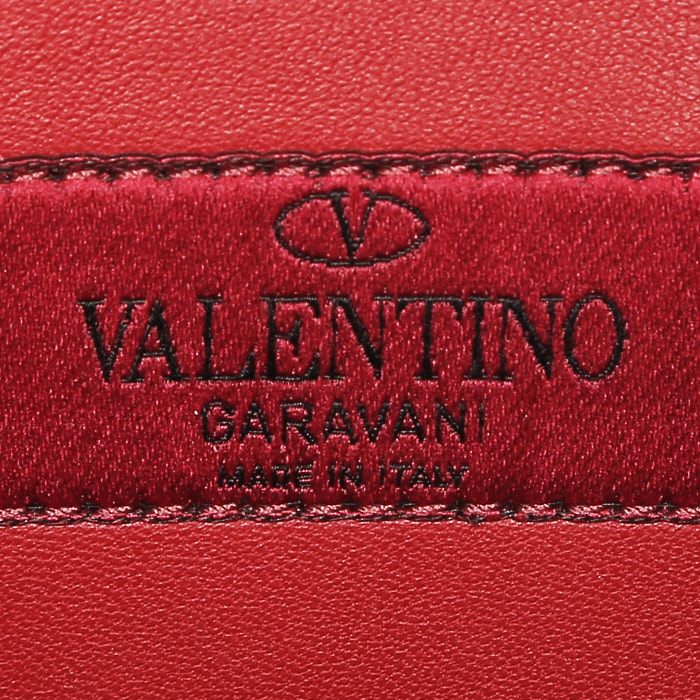 Sac bandoulière Valentino Garavani  Rockstud Spike en velours matelassé rouge - Detail D4