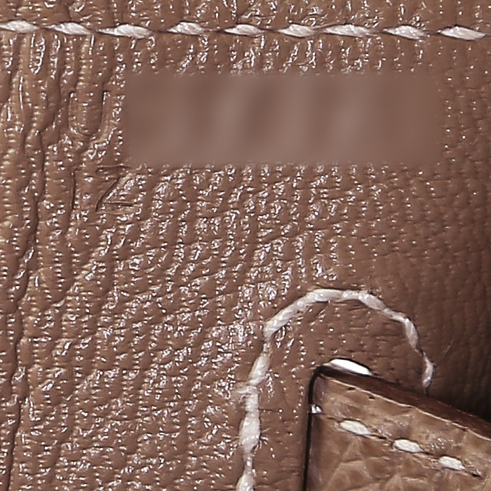 Borsa Hermès  Birkin 25 cm in pelle Epsom etoupe - Detail D4
