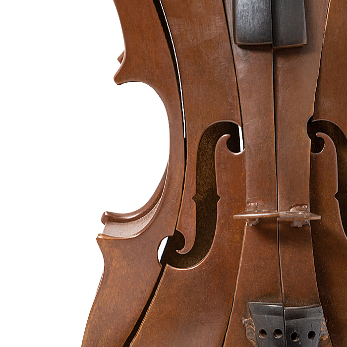 Arman, Violin cut, sculpture in black and brown patinated bronze, signed and numbered, from 2004 - Detail D1