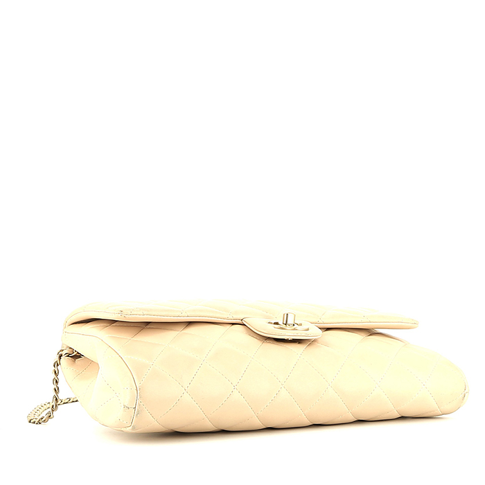 Sac/pochette Chanel   en cuir matelassé beige - Detail D4