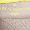 Borsa Louis Vuitton Excursion in tela monogram cerata e pelle naturale Louis Vuitton   in tela grigia e gialla - Detail D3 thumbnail
