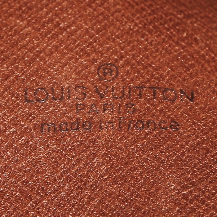 Pochette Louis Vuitton  Trocadéro en toile monogram marron et cuir naturel - Detail D3