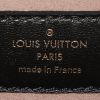 Bolso bandolera Louis Vuitton  Coussin en cuero Monogram negro - Detail D4 thumbnail
