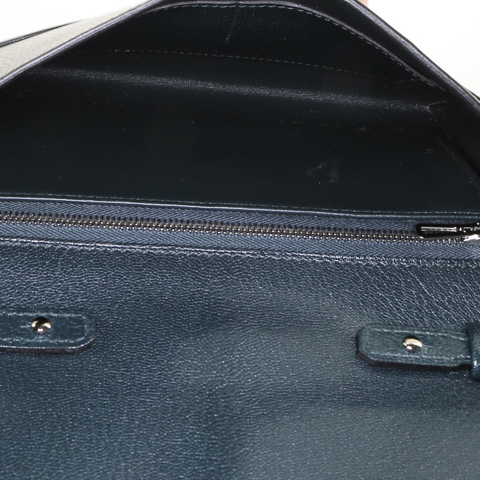 Sac bandoulière Hermès Cinhetic To Go wallet en cuir Mysore vert - Detail D2
