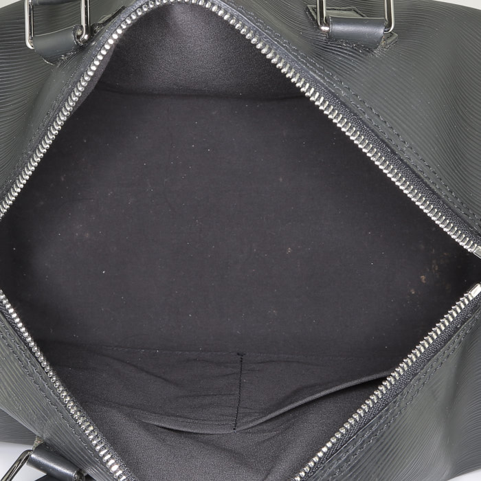 Bolso de mano Louis Vuitton  Speedy 35 en cuero Epi negro - Detail D2