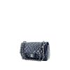 Chanel  Timeless Classic handbag  in blue patent quilted leather - 00pp thumbnail