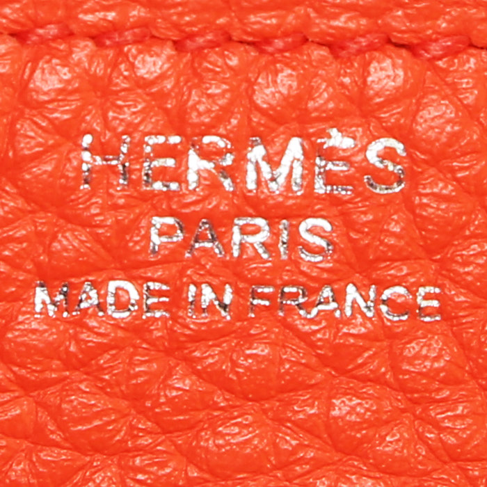 Bolso de mano Hermès  Lindy en cuero togo naranja - Detail D3