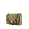 Chanel  Timeless Maxi Jumbo shoulder bag  in khaki quilted leather - 00pp thumbnail