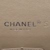 Chanel  Timeless Maxi Jumbo shoulder bag  in khaki quilted leather - Detail D4 thumbnail
