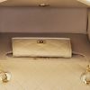 Chanel  Vintage shoulder bag  in beige and white quilted leather - Detail D2 thumbnail