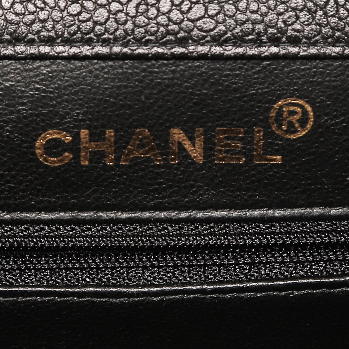 Chanel  Grand Shopping shopping bag  in black quilted grained leather - Detail D3