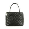 Chanel  Medaillon handbag  in black quilted grained leather - 360 thumbnail