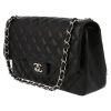 Chanel  Timeless Jumbo shoulder bag  in black quilted grained leather - Detail D3 thumbnail