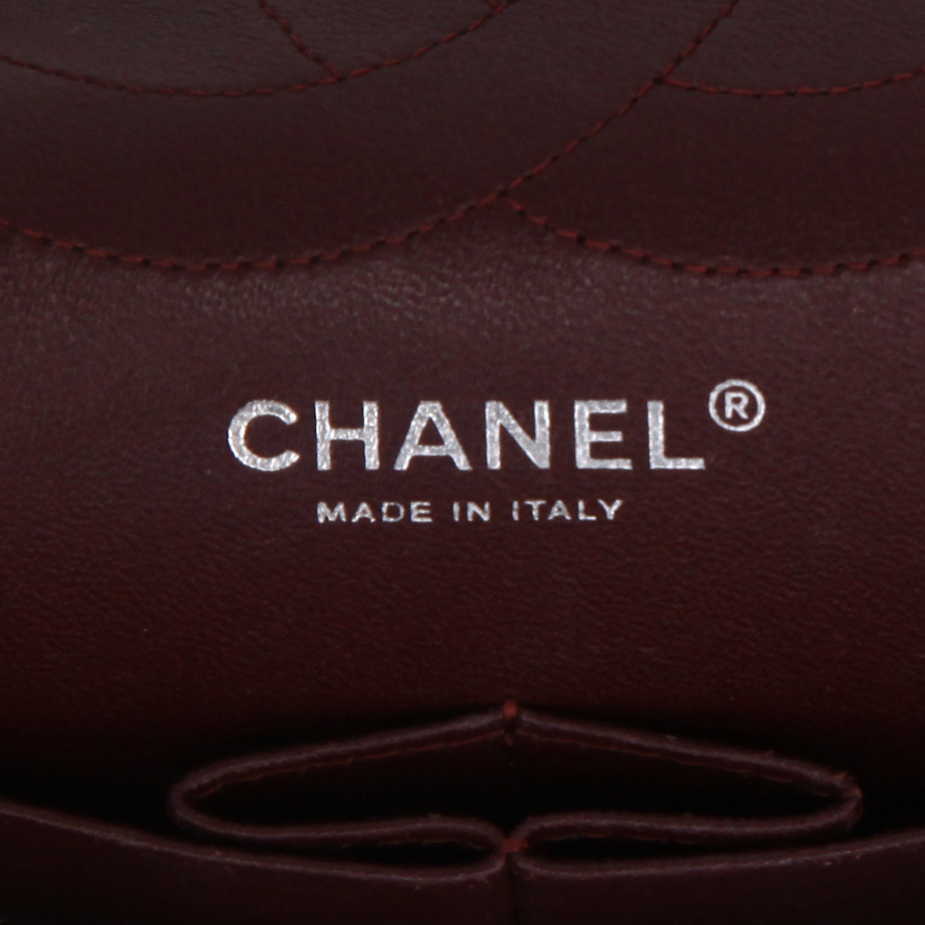 Borsa a tracolla Chanel  Timeless Jumbo in pelle martellata e trapuntata nera - Detail D9