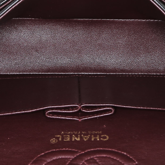 Chanel  Timeless Petit handbag  in black quilted leather - Detail D3