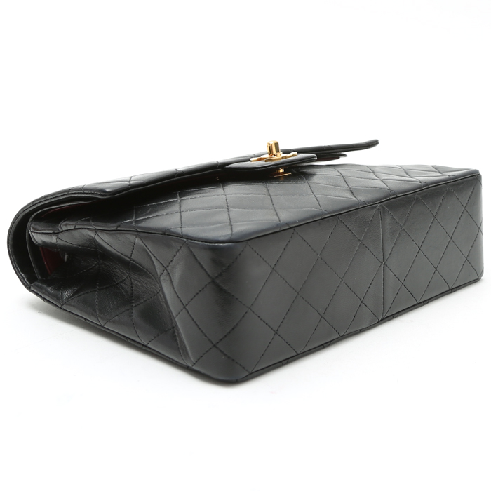 Chanel  Timeless handbag  in black quilted leather - Detail D5