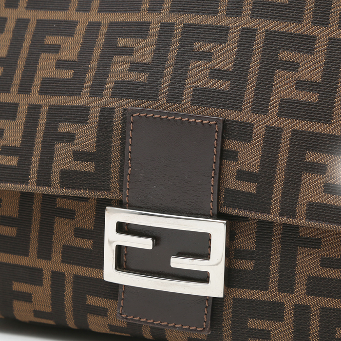 Fendi  Zucca handbag  in brown and black bicolor  monogram canvas  and brown leather - Detail D1