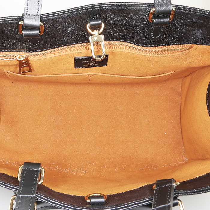 Sac cabas Louis Vuitton  Onthego moyen modèle  en cuir monogram noir - Detail D3