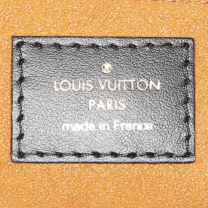 Sac cabas Louis Vuitton  Onthego moyen modèle  en cuir monogram noir - Detail D4