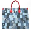 Louis Vuitton  Onthego shopping bag  in blue jean damier canvas - Detail D7 thumbnail