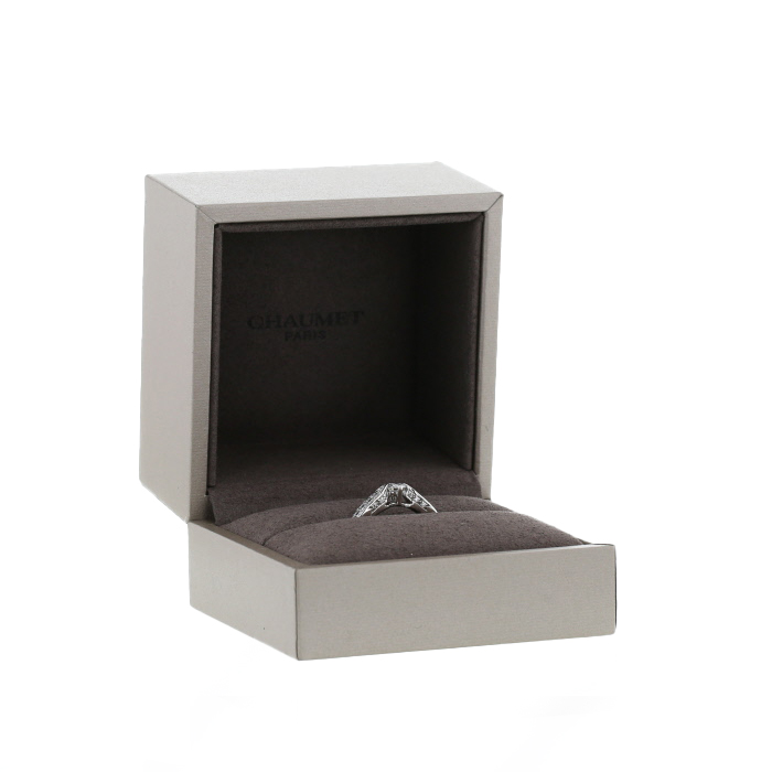 Sortija Chaumet Plume de platino y diamantes - Detail D2