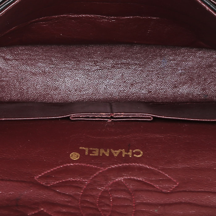 Chanel  Timeless handbag  in black quilted leather - Detail D3