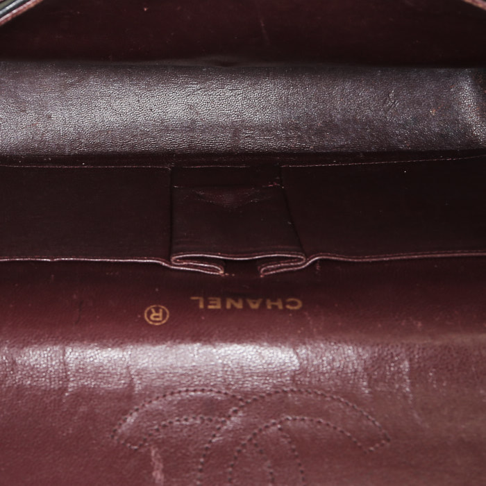 Chanel  Timeless handbag  in black quilted leather - Detail D3