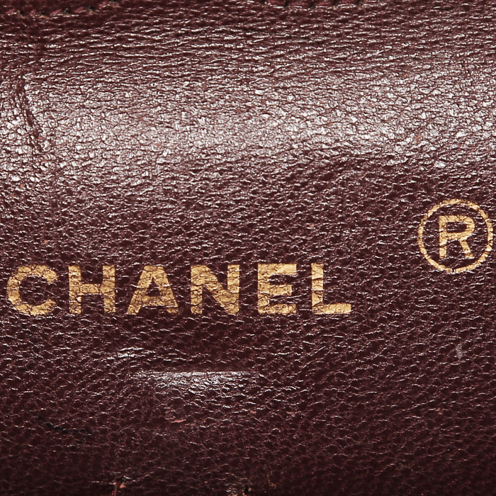 Sac à main Chanel  Timeless en cuir matelassé noir - Detail D4