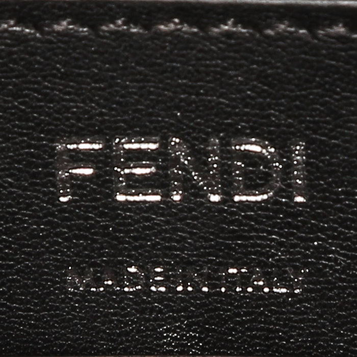 Fendi Kan I F shoulder bag in black leather - Detail D4