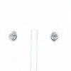 Paire de boucles d'oreilles Chopard Happy Diamonds Icon en or blanc et diamants - 360 thumbnail