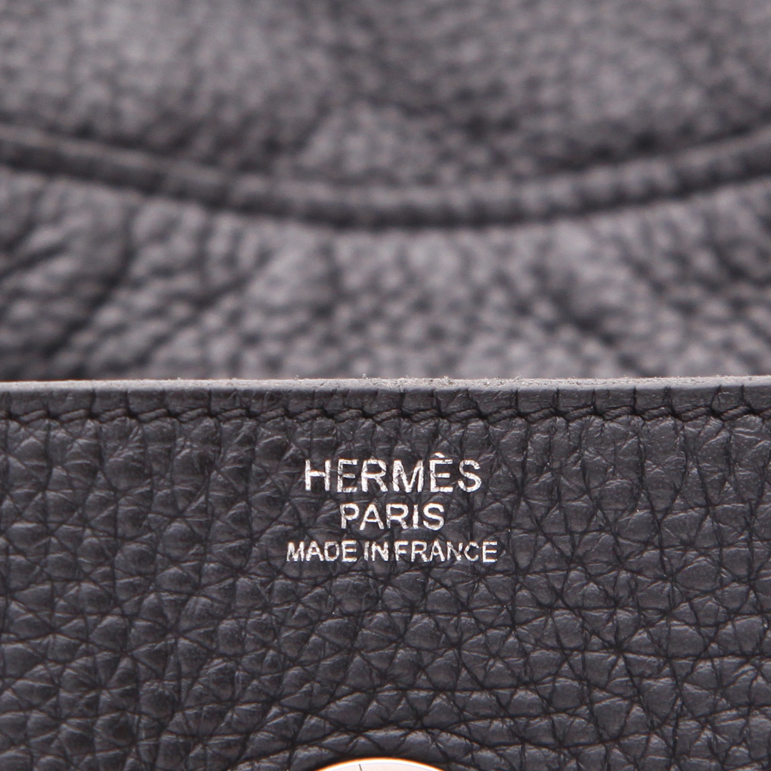 Sac à main Hermès  Lindy en cuir togo bleu-marine - Detail D2