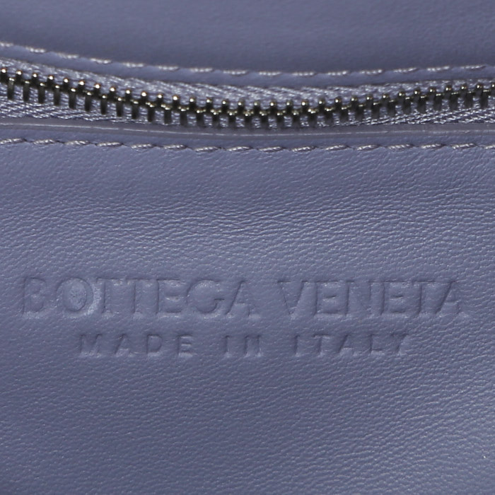 Bottega Veneta Chain Cassette handbag  in purple intrecciato leather - Detail D4