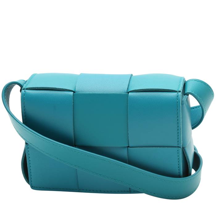Bottega Veneta Cassette small model shoulder bag in intrecciato leather