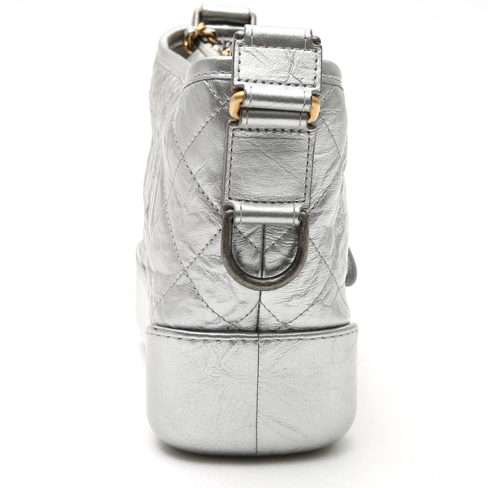 Chanel Gabrielle small model shoulder bag in silver quilted leather - Detail D7