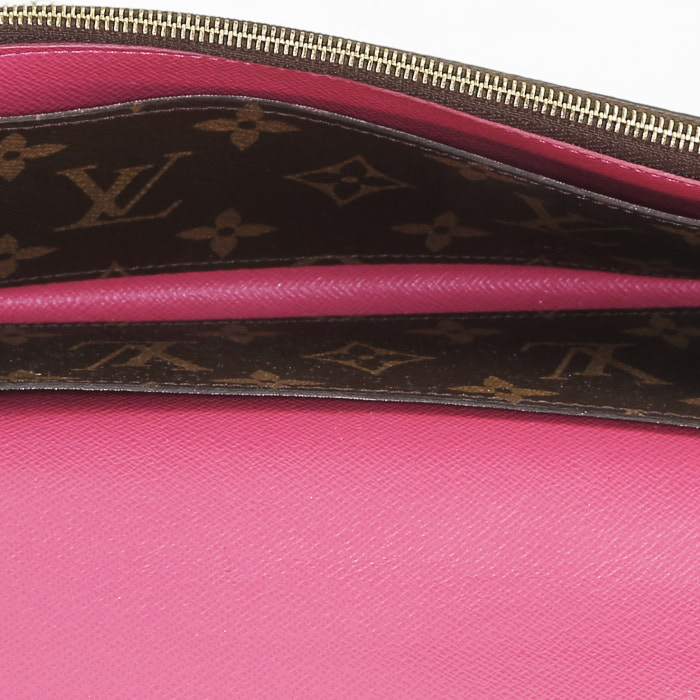 Billetera Louis Vuitton   en lona Monogram marrón y cuero rosa - Detail D2