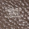 Bolso de mano Hermès  Evelyne en cuero togo marrón - Detail D3 thumbnail