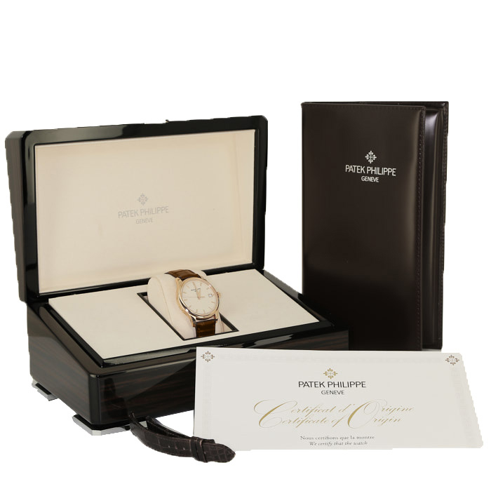 Patek Philippe Calatrava  in pink gold Ref: Patek Philippe - 5227  Circa 2020