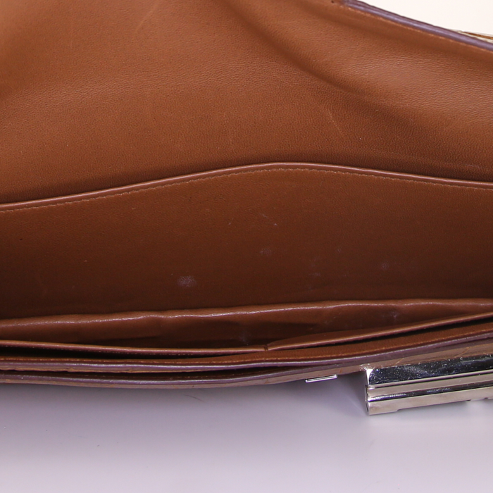 Pochette Hermès  Verrou en crocodile marron - Detail D2